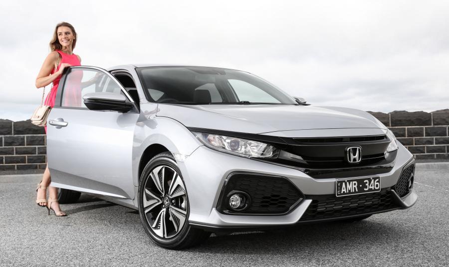  Honda Civic VTi-L Hatchback 2017 года  (AU) (фото 1 из 40)